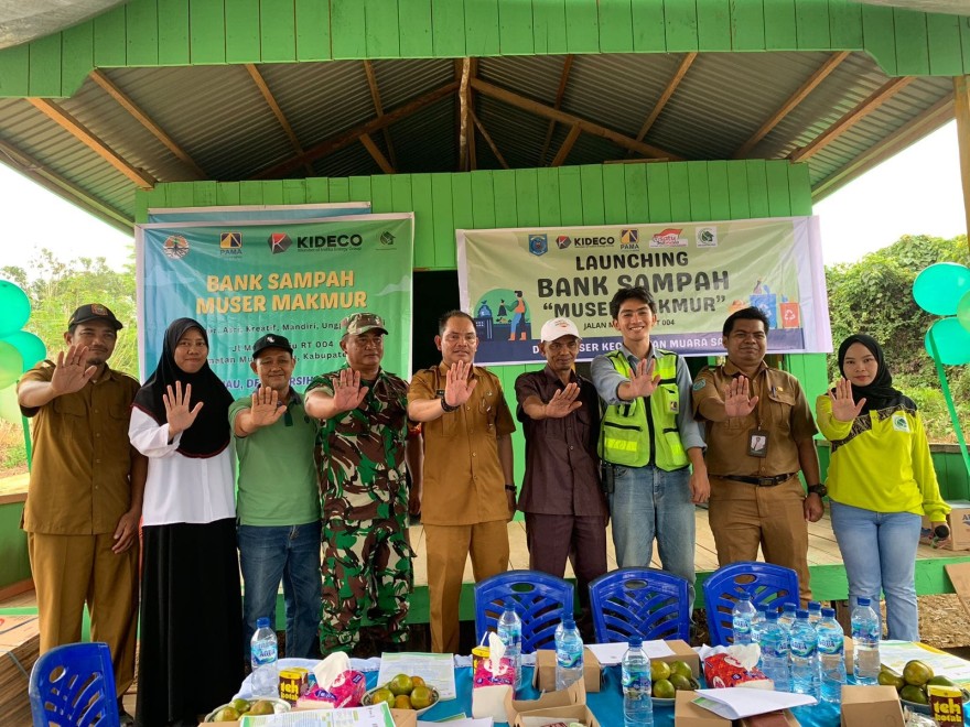 Launching Bank sampah '' Muser Makmur ''